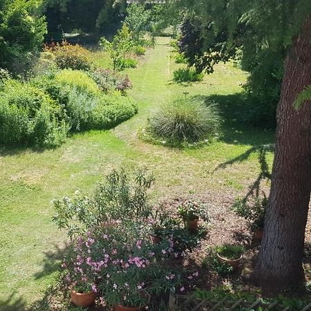Maison Anne Face To Park In Vernon Giverny Buitenkant foto